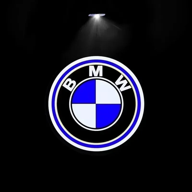 Projetor LED de Porta BMW Welcome Light – Luz de Cortesia com Logo para Série 3, 5, 7 e X1 (Kit 2 ou 4 Peças)