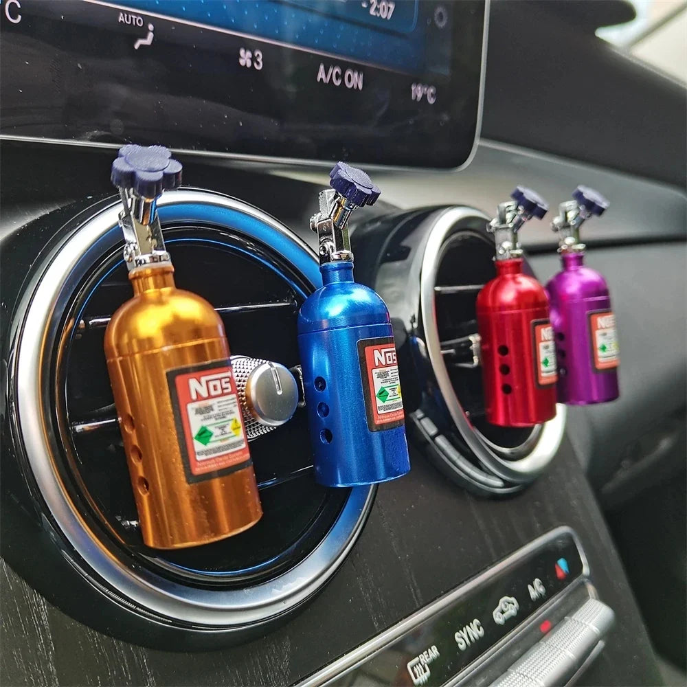 Perfume Automotivo NOS Nitro para Saída de Ar – Aromatizador Vent Clip Estilo Racing (Kit com Refis)