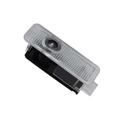 Projetor LED de Porta BMW Welcome Light – Luz de Cortesia com Logo para Série 3, 5, 7 e X1 (Kit 2 ou 4 Peças)