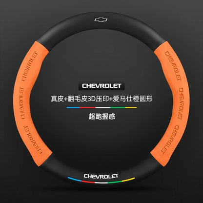 Capa de Volante em Camurça e Fibra de Carbono para Chevrolet – Antiderrapante Premium Esportiva