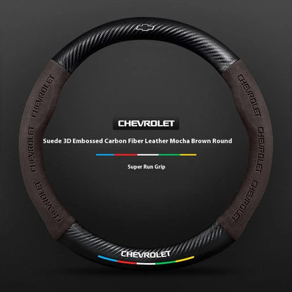 Capa de Volante em Camurça e Fibra de Carbono para Chevrolet – Antiderrapante Premium Esportiva