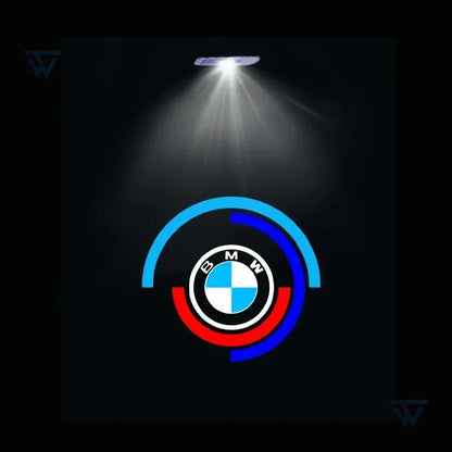 Projetor LED de Porta BMW Welcome Light – Luz de Cortesia com Logo para Série 3, 5, 7 e X1 (Kit 2 ou 4 Peças)