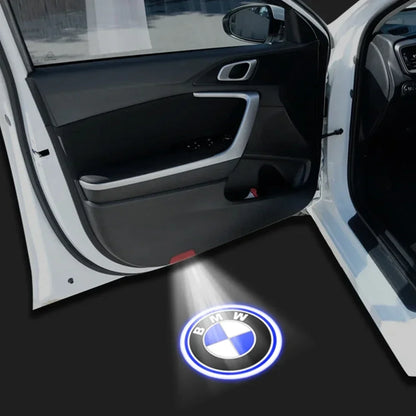 Projetor LED de Porta BMW Welcome Light – Luz de Cortesia com Logo para Série 3, 5, 7 e X1 (Kit 2 ou 4 Peças)