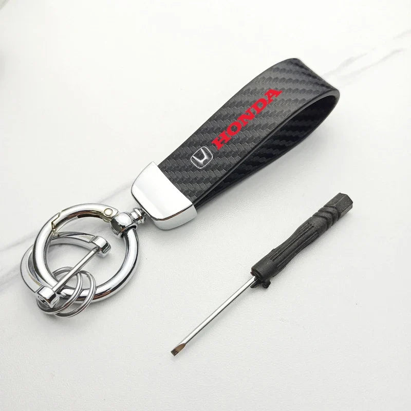 Chaveiro Automotivo Fibra de Carbono e Couro para Honda – Acessório Premium Anti Perda com Argola Metálica