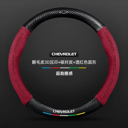 Capa de Volante em Camurça e Fibra de Carbono para Chevrolet – Antiderrapante Premium Esportiva