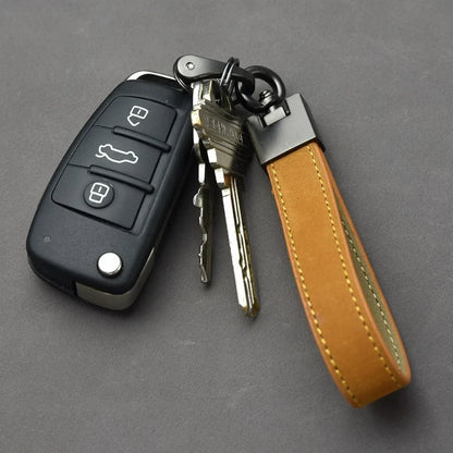 Chaveiro de Couro Legítimo para Carro em Couro Bovino – Acessório Premium Masculino e Feminino com Argola Metálica